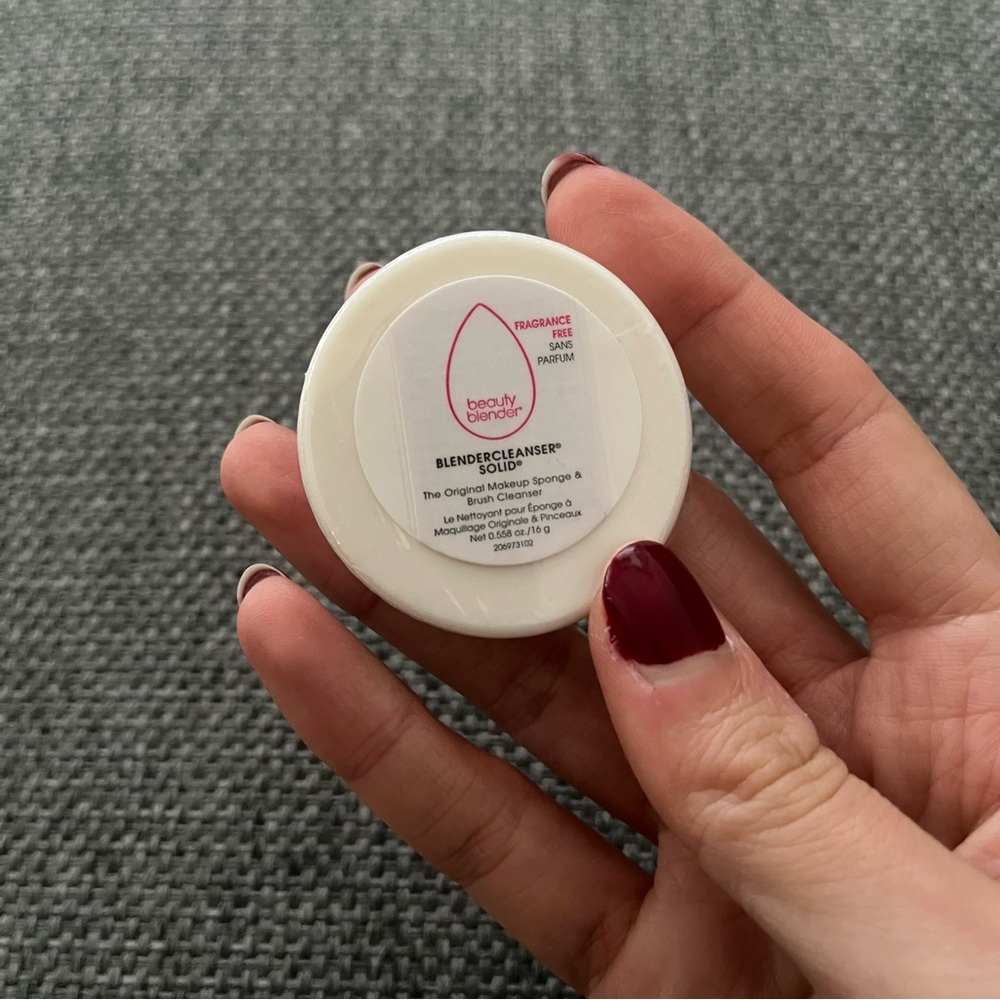 5/30$ NEW Beauty Blender mini solid cleanser